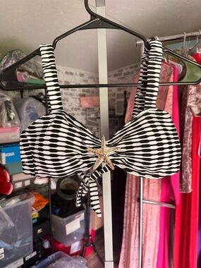 Black and White Striped Bikini Top with Gold Starfish Accent